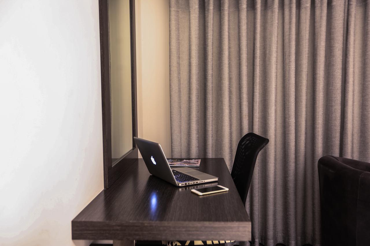 Khuttar Apartment Amman Bagian luar foto